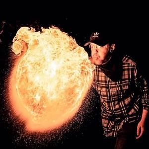 Meet your Posher, Brett